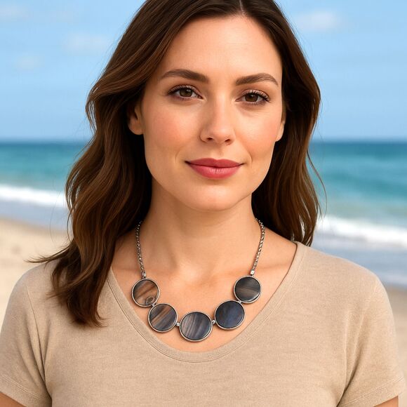 J. Jill Beaded Necklace Shell Multi Disc Mother Pearl Pendant Silver Tone Adjust - Picture 1 of 10